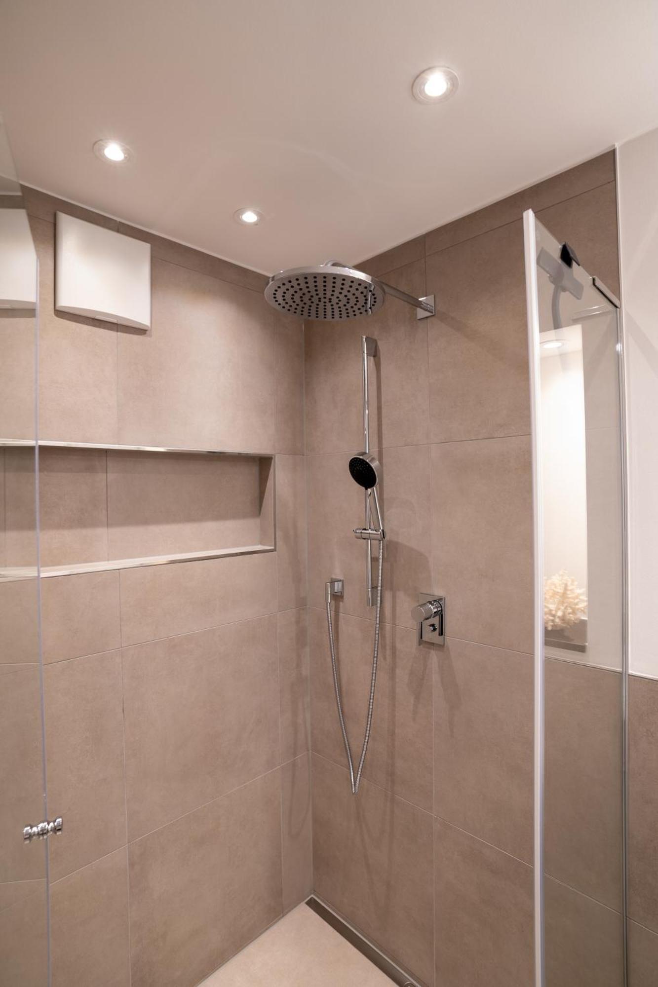 Appartement Luxuswohnung 95qm In Waldrandlage Zwischen Koeln Und Duesseldorf-naehe Messe - Lanxessarena - Bayarena Leverkusen